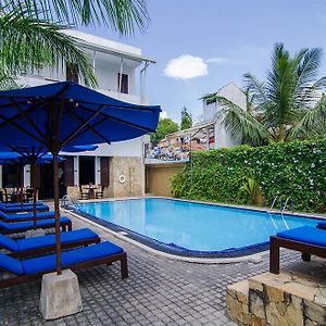 St.Lachlan Hotel&Suites